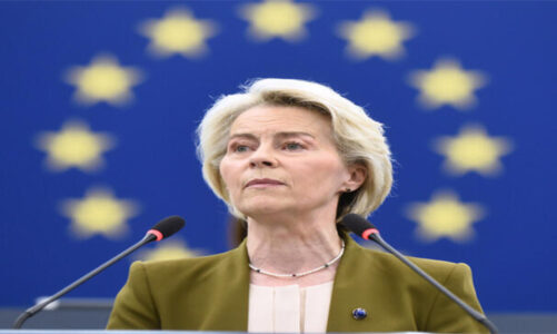 Ursula von der Leyen promete destinar más dinero al régimen de Kiev