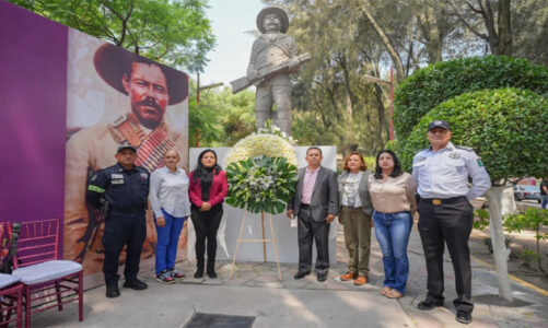 La Paz rinde honores a Francisco Villa en su aniversario luctuoso
