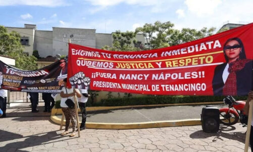 Audiencia de Nancy Nápoles, a puerta cerrada