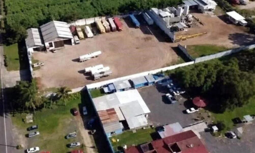 Hallan centro de almacenamiento de huachicol en Veracruz