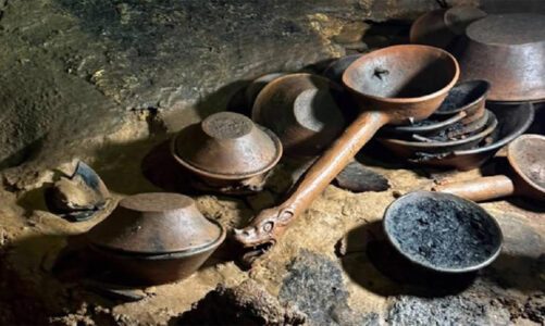 Hallan piezas arqueológicas prehispánicas en cueva Mundo Zoque