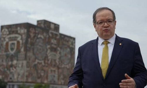 UNAM realiza revisión de exámenes de admisión a licenciatura en línea