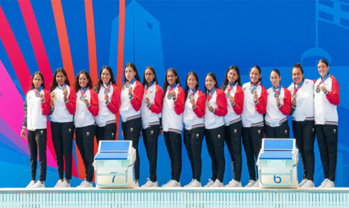 Polo femenil da  plata a México