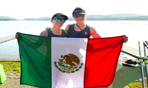 Remo azteca continúa cosechando medallas