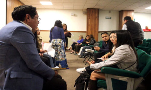 Afianza Ricardo Moreno atención con perspectiva de género en Toluca