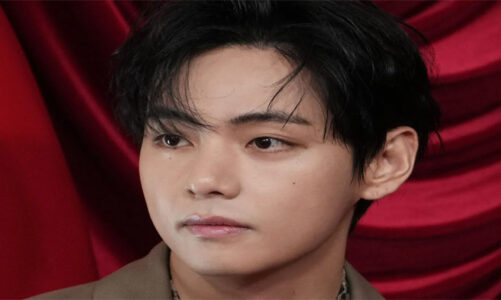 V de BTS revela pérdida de audición en uno de sus oídos