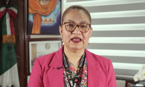 Renuncia secretaria ejecutiva del INE