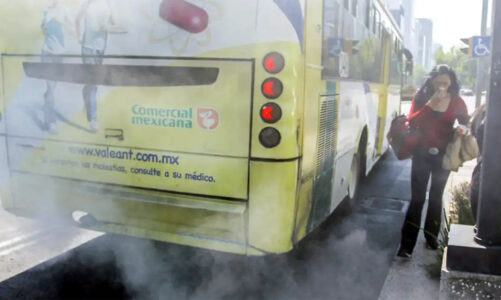 Transporte público asfixia al Edoméx
