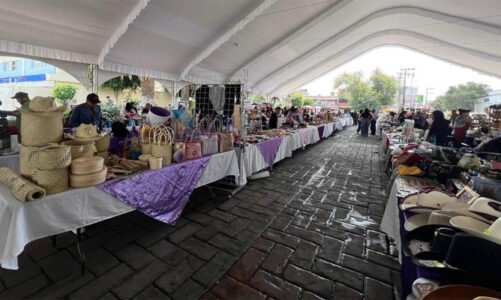 Ixtapaluca impulsa economía local con “Bazar Mujer Emprendedora”
