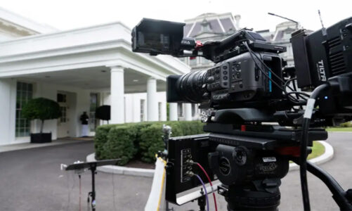 Cadenas de televisión de EE.UU. suspenden la cobertura en la residencia presidencial