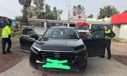 Acribillan camioneta de la alcaldesa de Tecámac