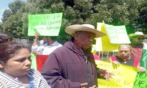 Padres de Familia denuncian abandono de escuelas rurales y exigen maestros en Luvianos