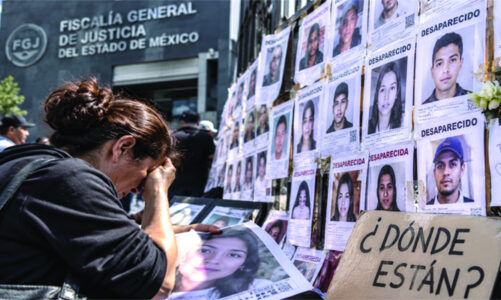 Fiscalía reactiva dudas por fichas de desaparecidos