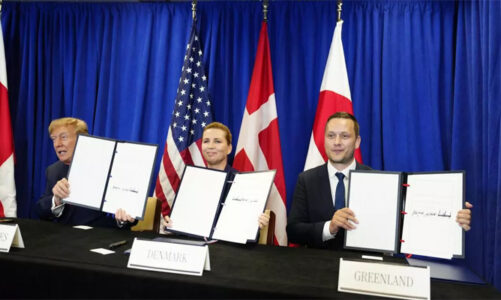 EU firma acuerdo militar con Groenlandia y Dinamarca para reforzar presencia en el Ártico