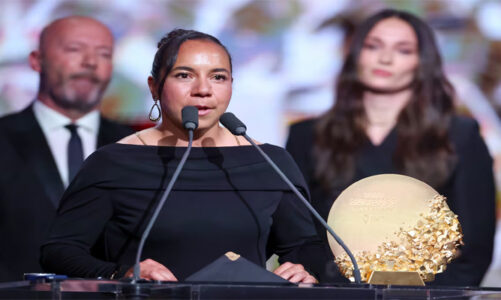 Charlyn Corral conquista el Balón de Oro a mejor delantera del año del mundo