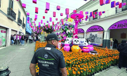 Refuerzan vigilancia en la Feria del Alfeñique