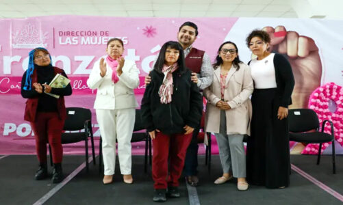 Adolfo Cerqueda encabezó la entrega de pelucas oncológicas durante el 5.º Trenzatón