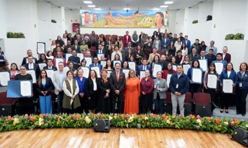 CODHEM destaca compromiso social de egresados en derechos humanos